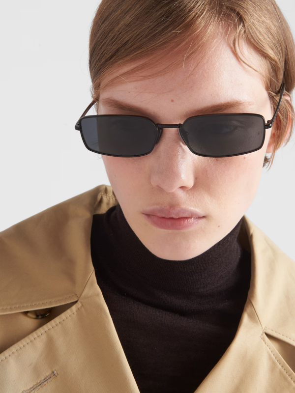 Prada Logo SPRA60