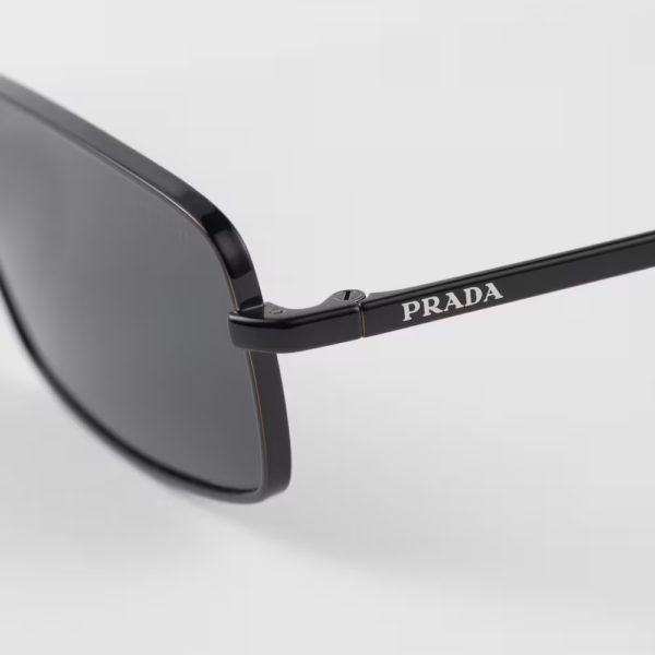 Prada Logo SPRA60