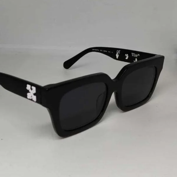 Off White OFF WHITE BRANSON – Negro blanco