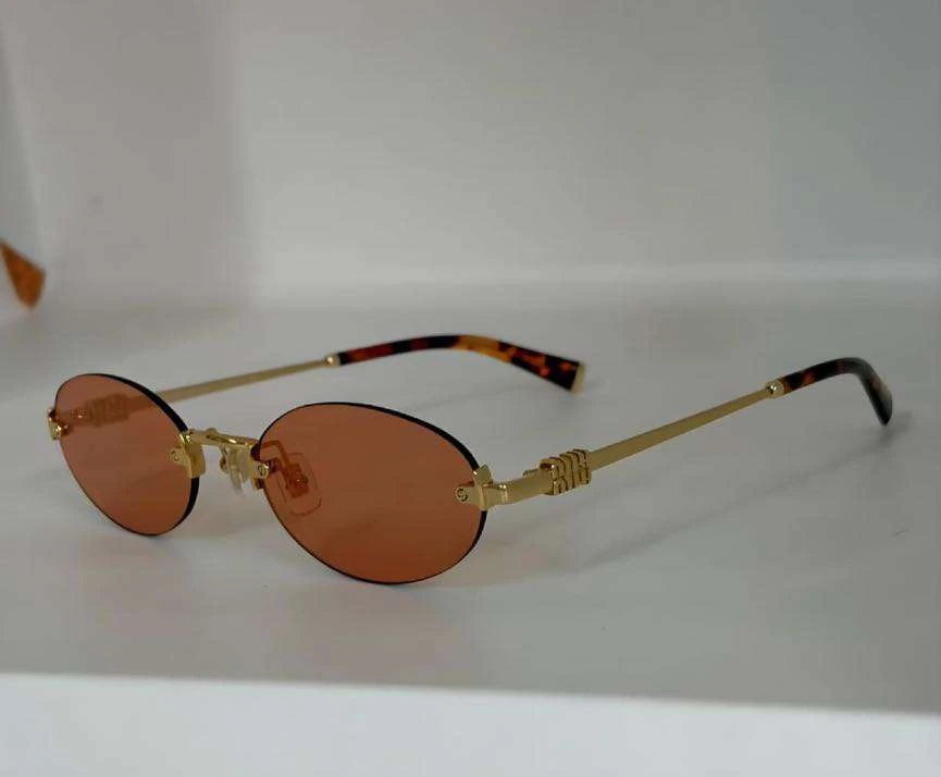 Miu Miu Miu Miu Eyewear Collection sunglasses - Color